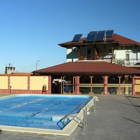Casa de hóspedes Спа Мотел Родопско Ханче *